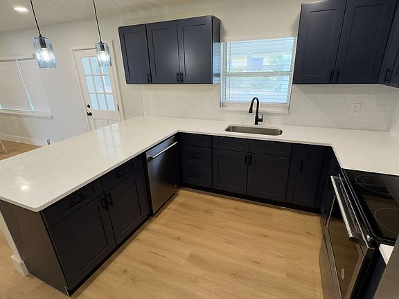 4th image of 1824 Fredericksburg Pl