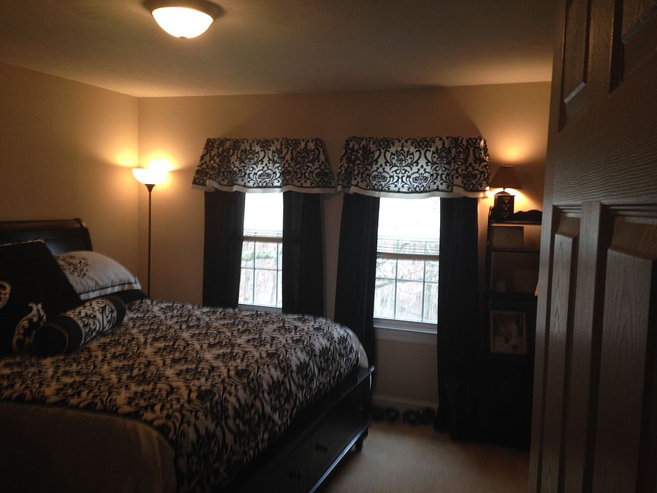 1st image of 432 Tanglewood Dr