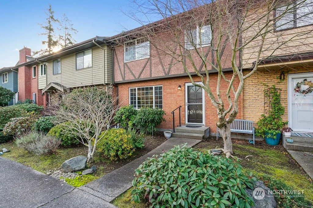 1551 NW 195th Street #5 photo 1