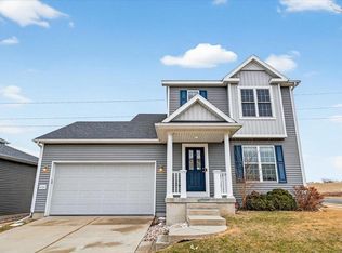 4735 Catalina Parkway, Mcfarland, WI 53558