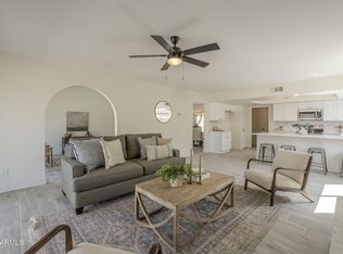 5736 W Shangri La Rd, Glendale, AZ 85304