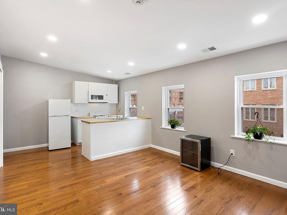 1st image of 146 South St #48-3