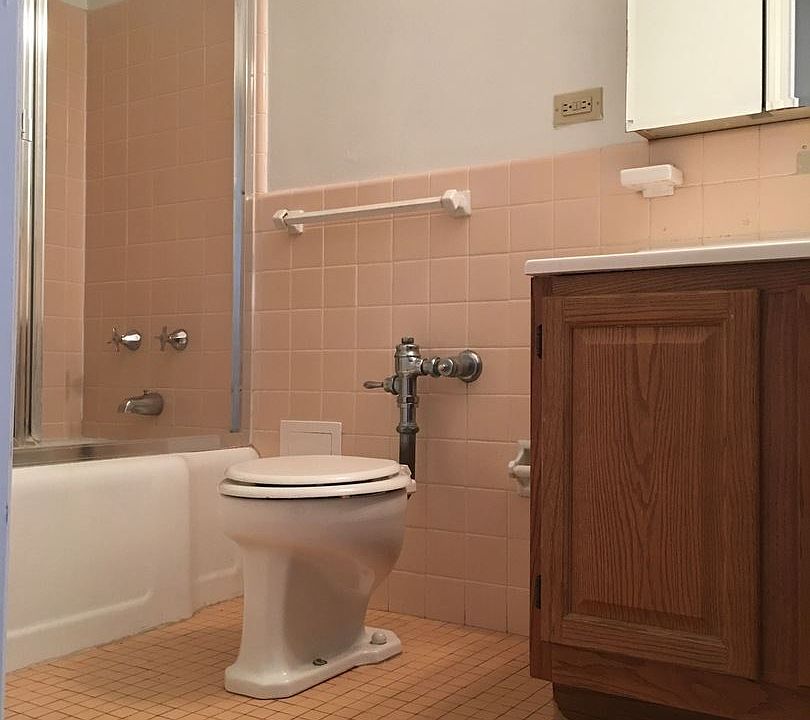 1st image of 4180 N Marine Dr APT 1104
