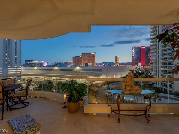 2857 Paradise Rd Unit 701, Winchester, NV 89109