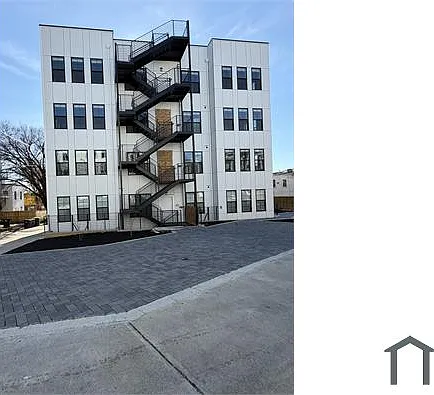 1812 H Pl NE #1 BD — Photo 9