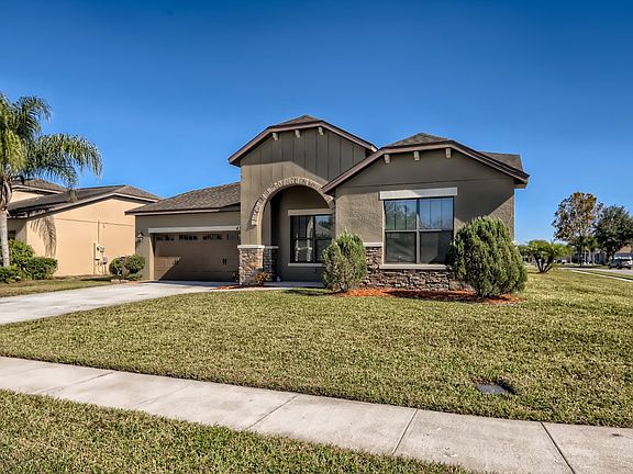 3rd image of 4724 Doral Pointe Dr