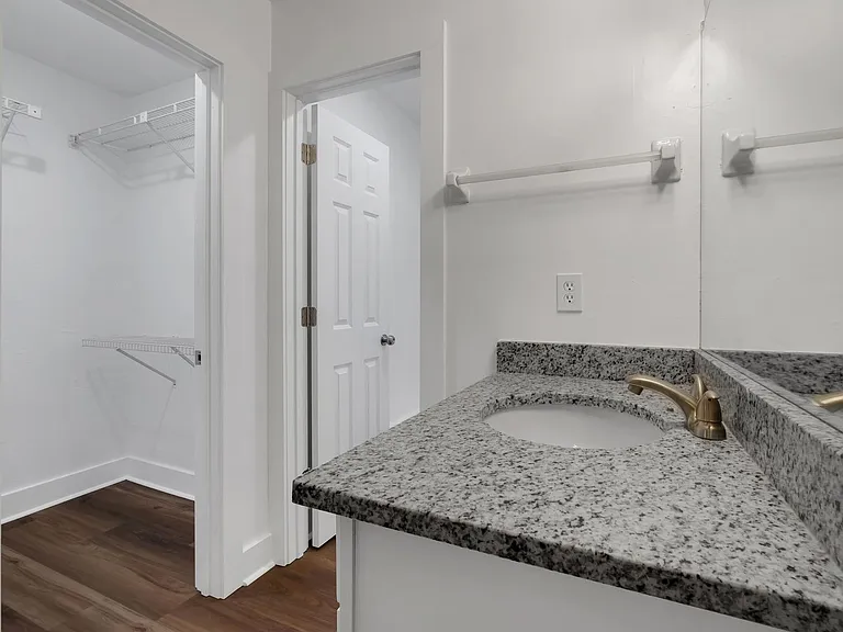 2956 Woodrich Dr — Photo 14