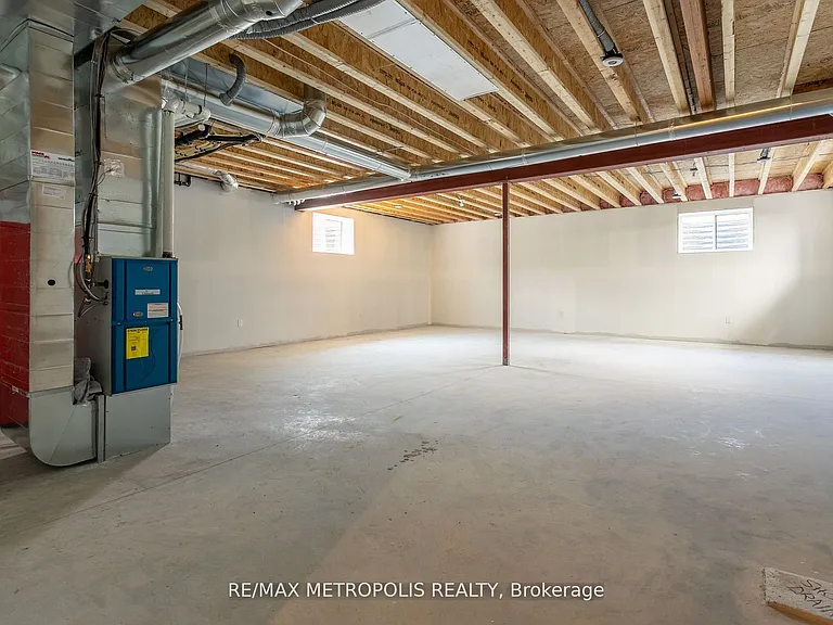 297 Whiting St #8 — Photo 43