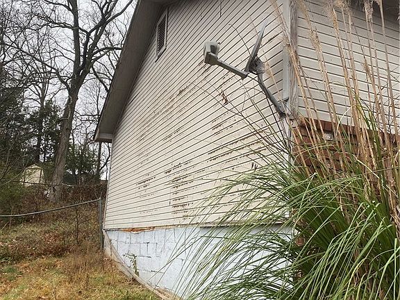 4th image of 609 Alta Vista Ave