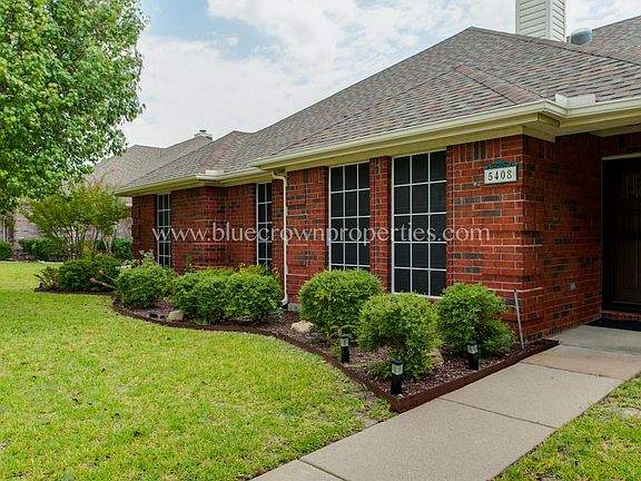3rd image of 5408 Wellington Dr