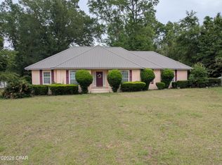 4710 The Oaks Dr, Marianna, FL 32446