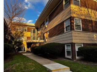 5615 N Mozart St APT 1C, Chicago, IL 60659