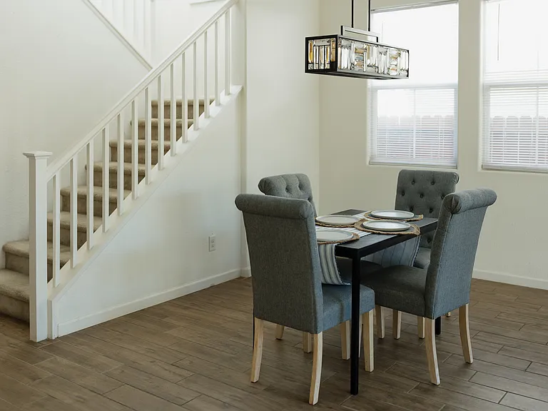 307 Jasmine Dr — Photo 3