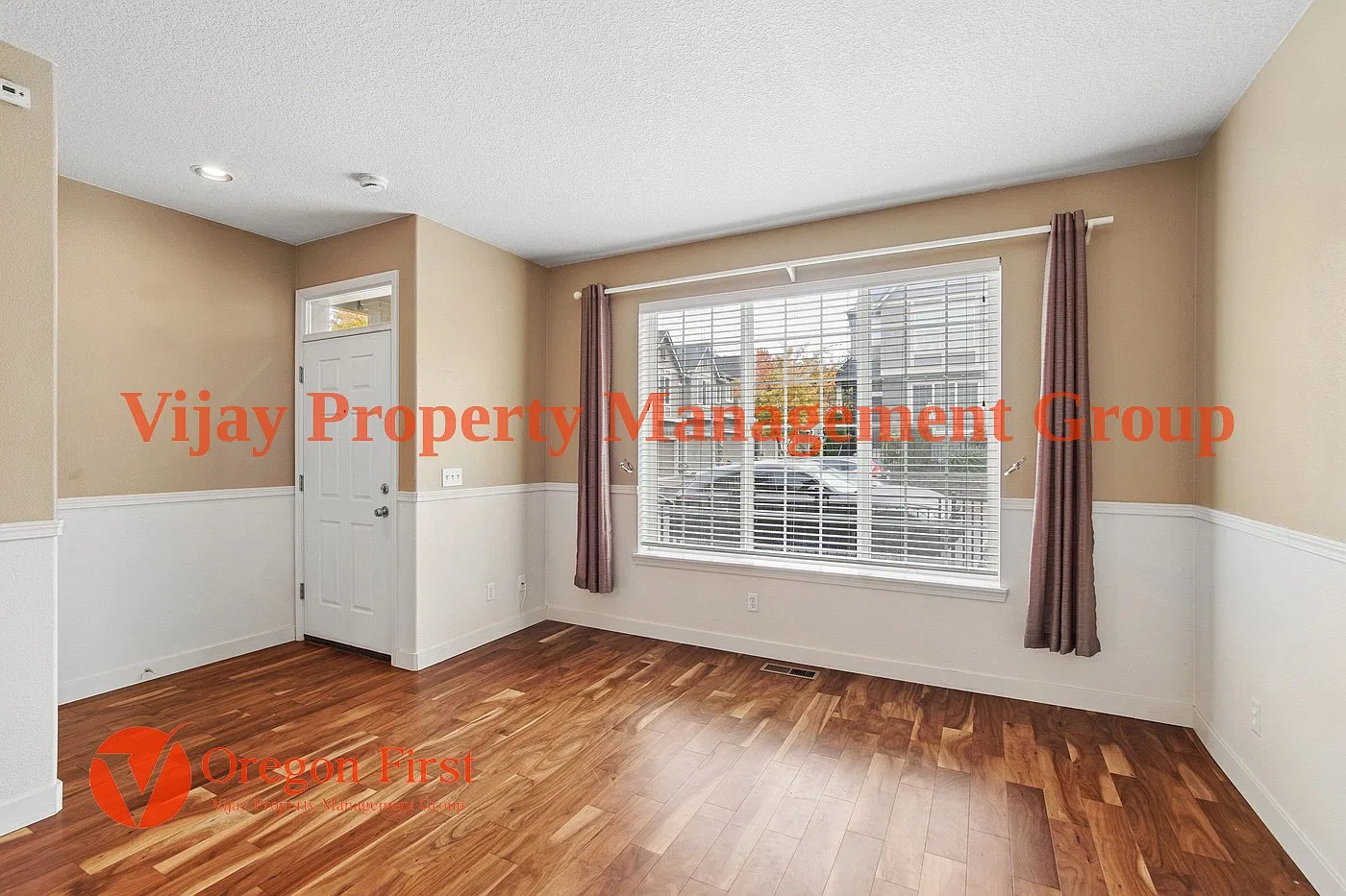 2451 NW Roseburg Ter — Photo 4