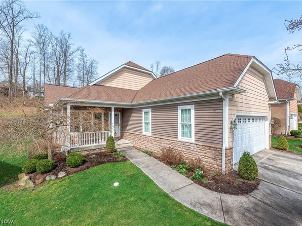 8088 Long Forest Dr, Brecksville, OH 44141