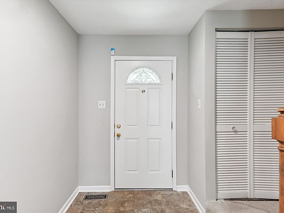3rd image of 4423 Fishermans Ct