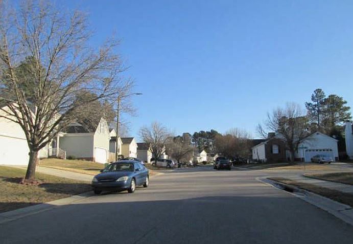 2nd image of 4125 Mantua Way