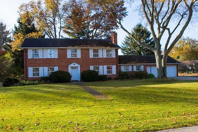 1st image of 19070 Orchard Heights Dr