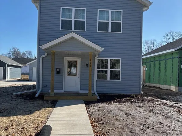 407 Oakland AVENUE, Waukesha, WI 53186