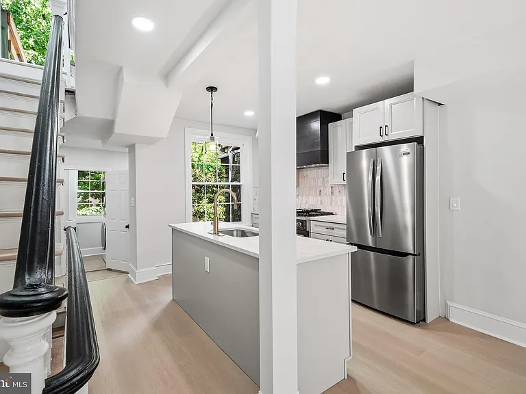 423 S 20th St #B — Photo 5