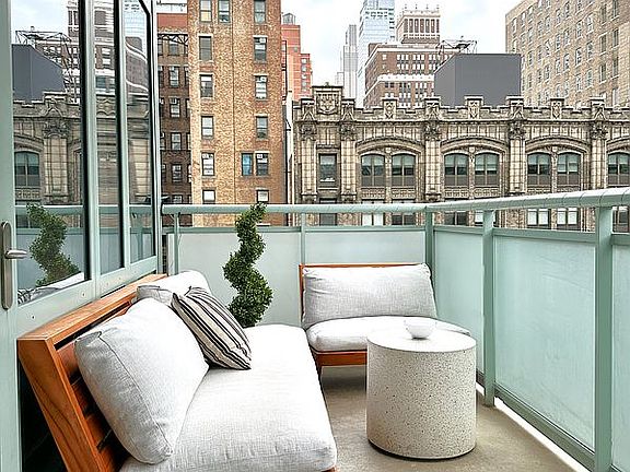 5th image of 325 5th Ave APT 17D