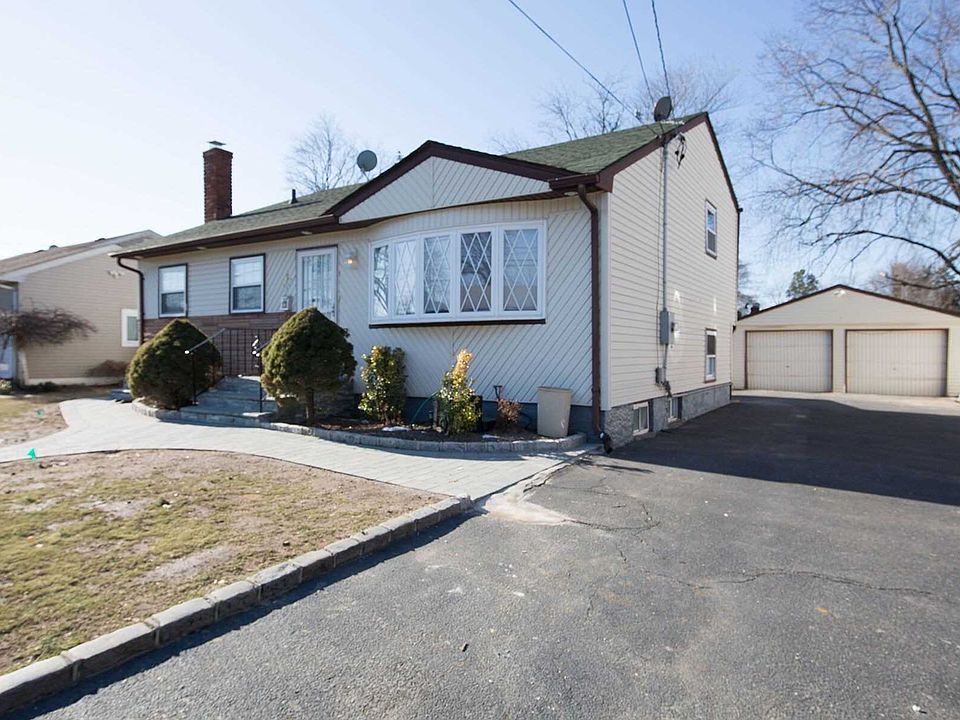 1st image of 227 New York Ave