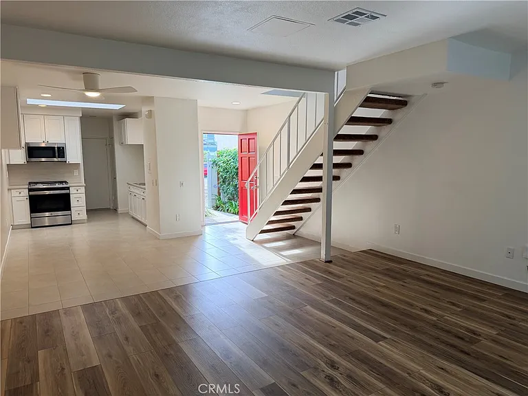 33936 Alcazar Dr — Photo 13