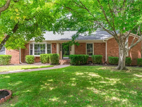 710 Highland Dr, Lexington, NC 27292