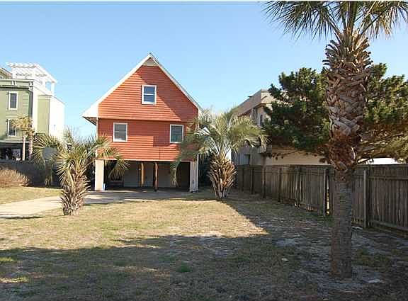 3rd image of 1697 E Ashley Ave