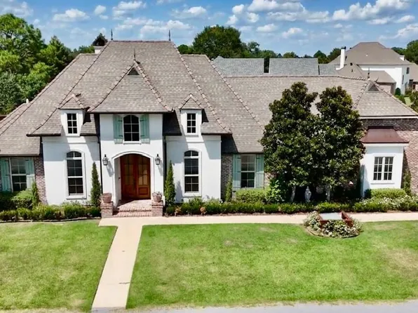 1001 The Lake Dr, Broussard, LA 70518