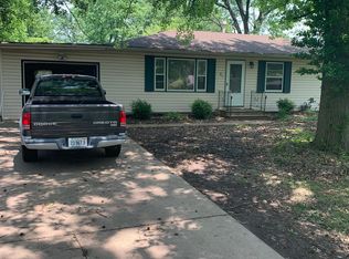 49 Lucinda Dr, Glen Carbon, IL