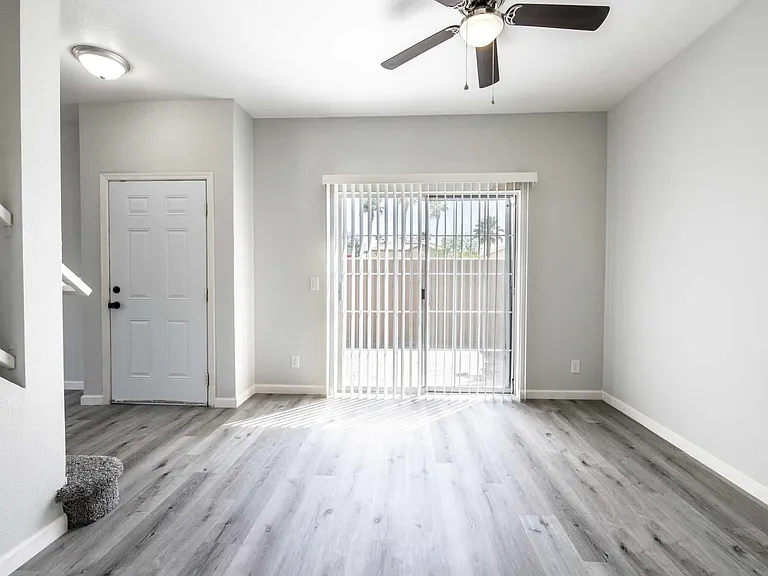 2601 Autumn Blaze Ave — Photo 3