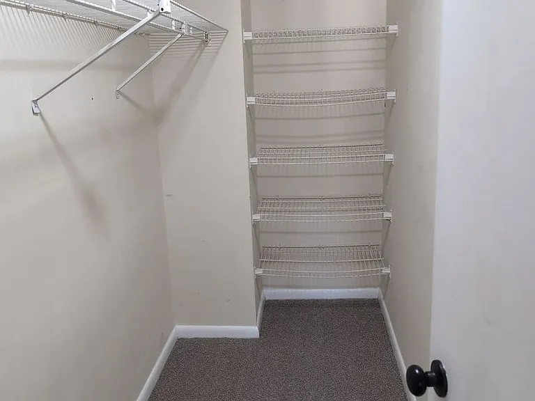 526 Glenn Regis Way — Photo 9