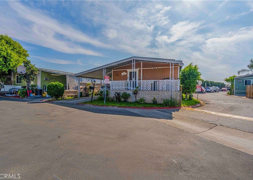 1st image of 4139 Paramount Blvd Spc 18