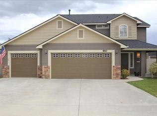 910 S Jump Rope Pl, Kuna, ID 83634