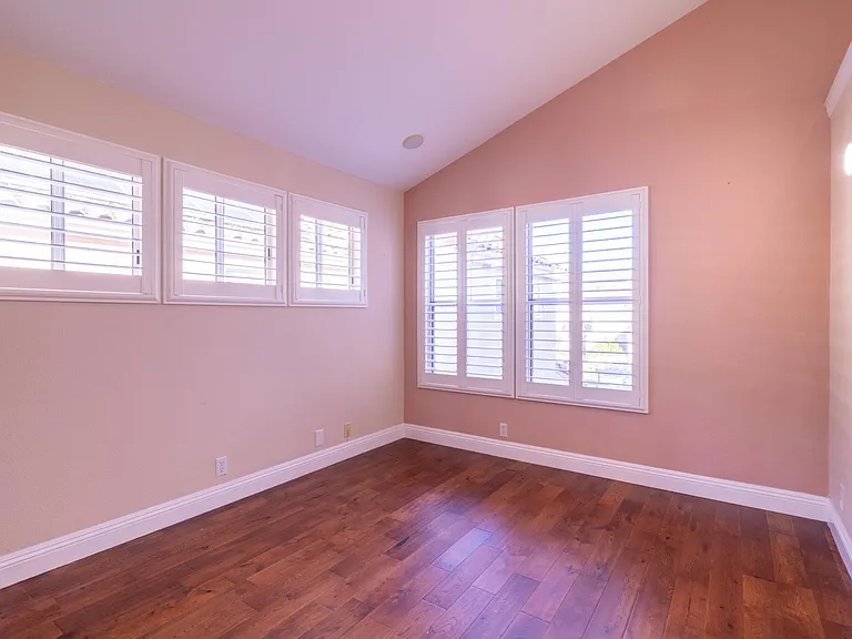 3027 Calle De Las Flores — Photo 20
