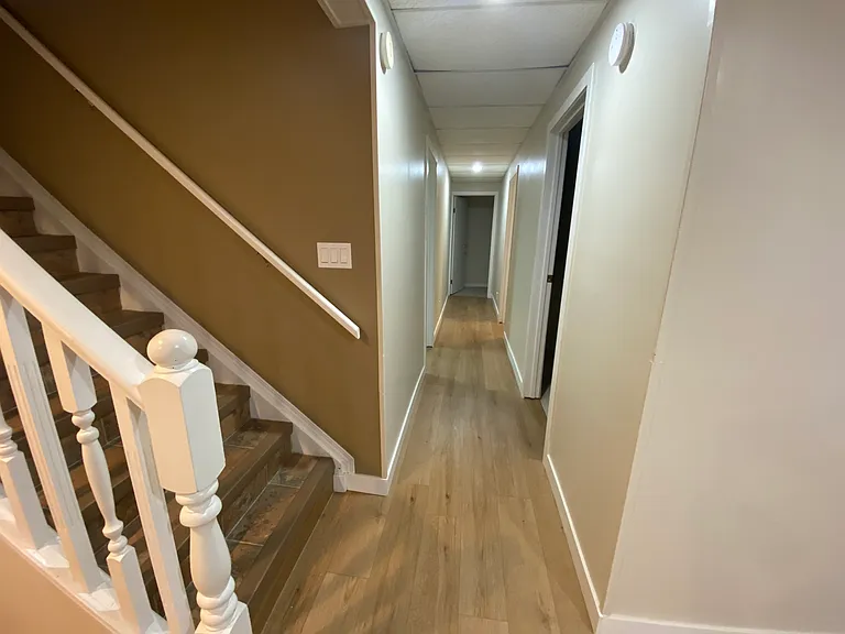 40 Laurier Cres #BASEMENT — Photo 8