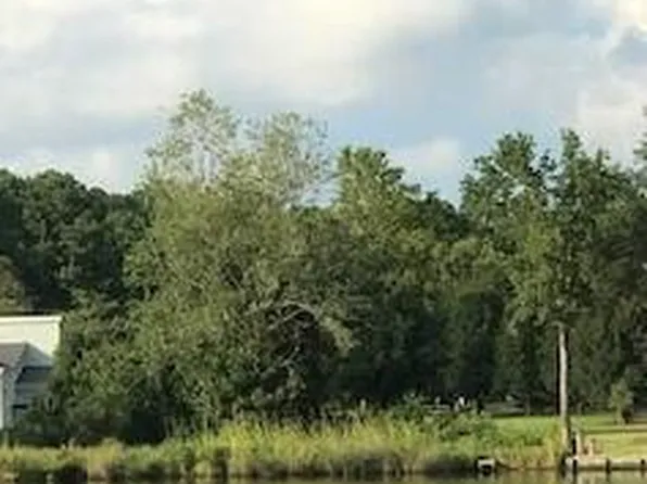 106 Heron Lane, Bath, NC 27808