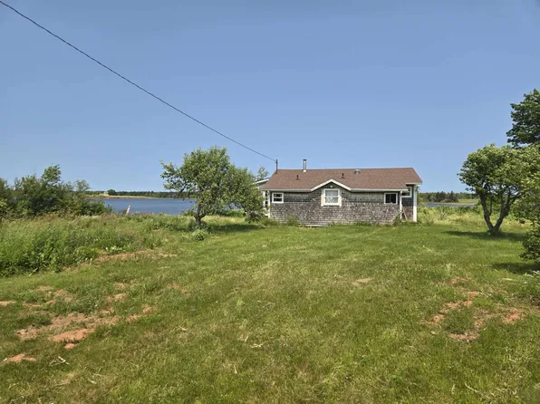 44 Summer Village Rd, Halifax Parish, PE C0B 1J0