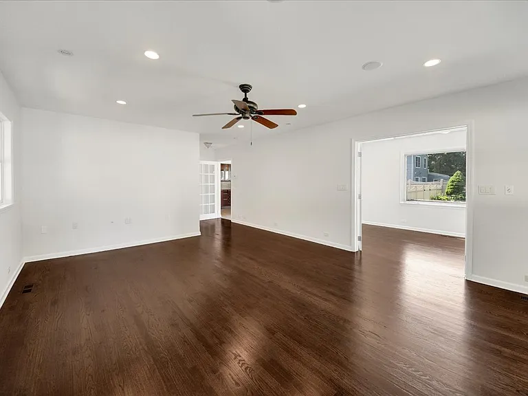 20 Plymouth Rd — Photo 13