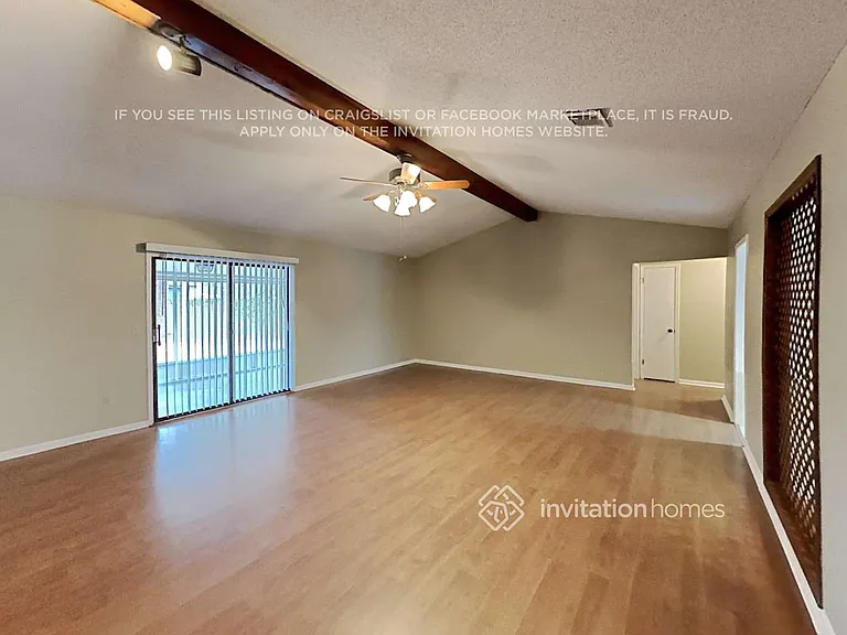 11069 Reading Rd — Photo 4