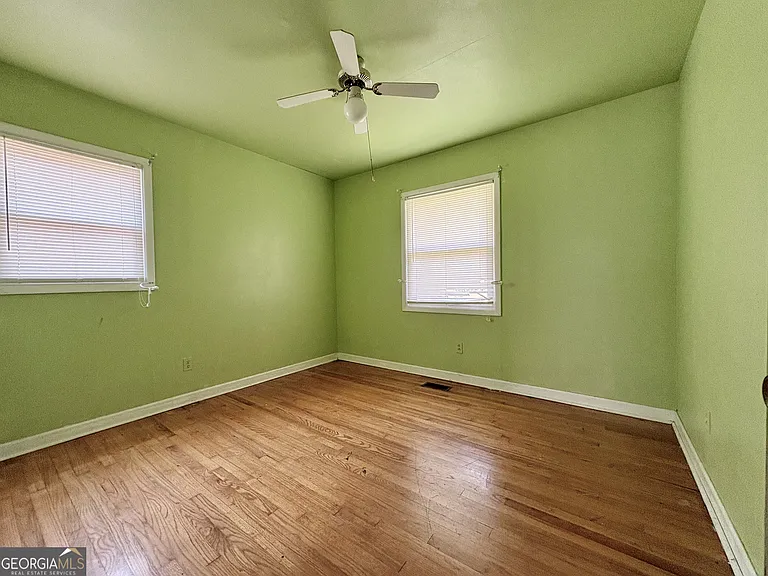 94 Harris Dr — Photo 11