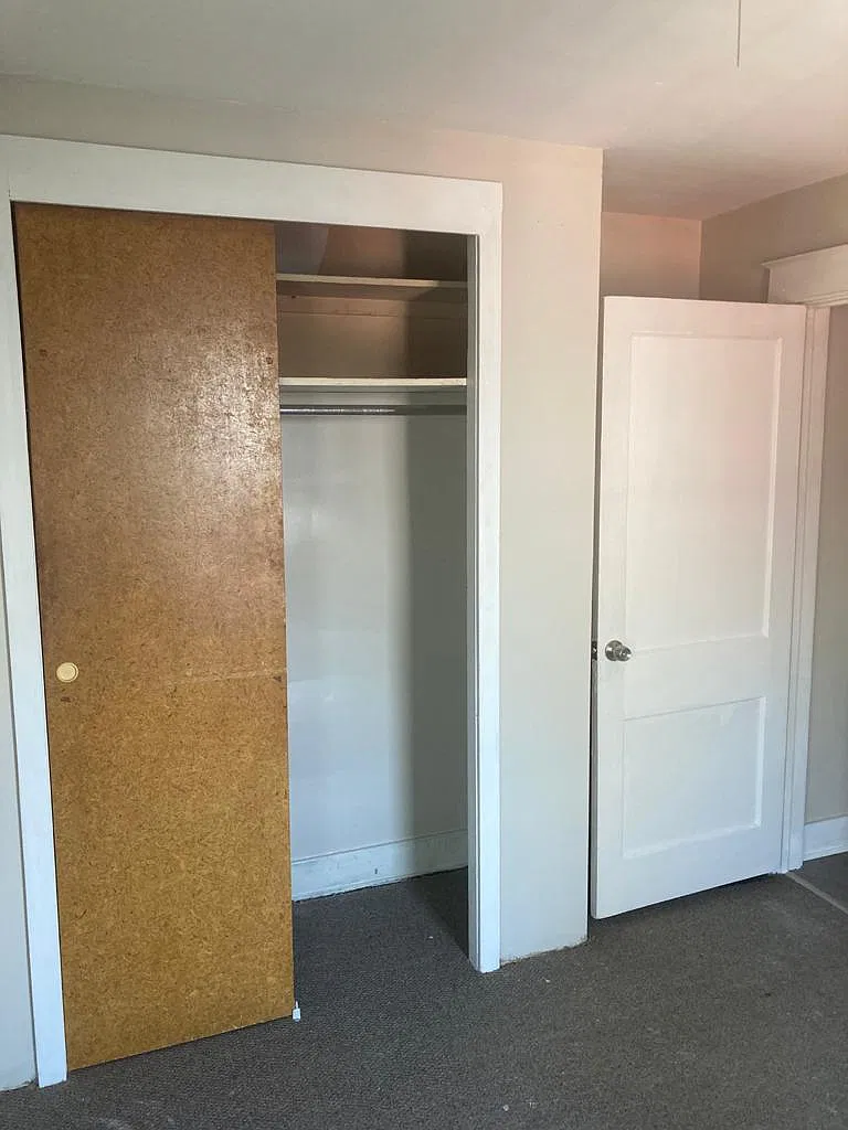 310 E Main Street - 2B — Photo 4