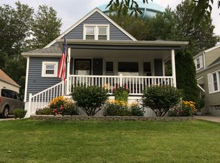 15 Susan Ln, Buffalo, NY 14220