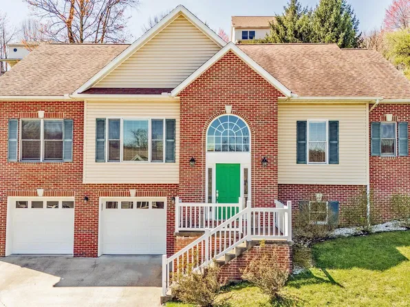 3421 Darrah Ct, Morgantown, WV 26508