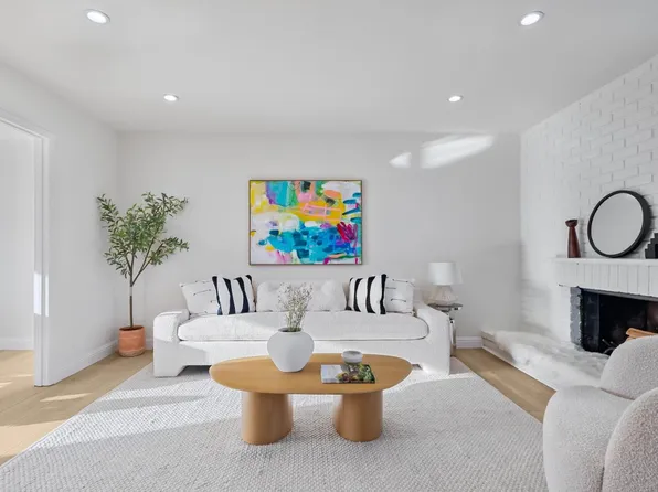 967 Marquette Ln, Foster City, CA 94404