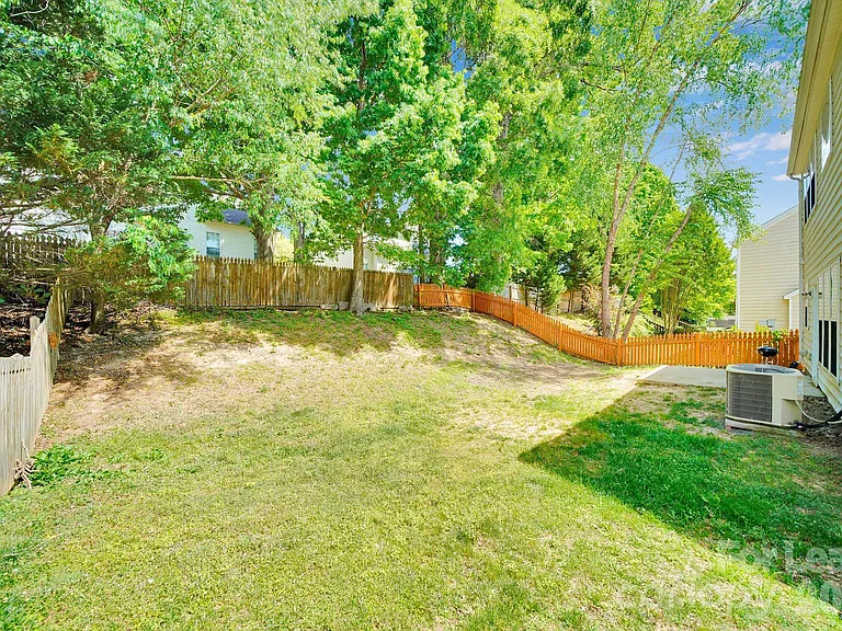 3917 Caliper Pl — Photo 18