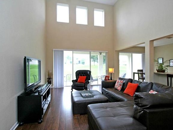 4th image of 591 Hernando Pl