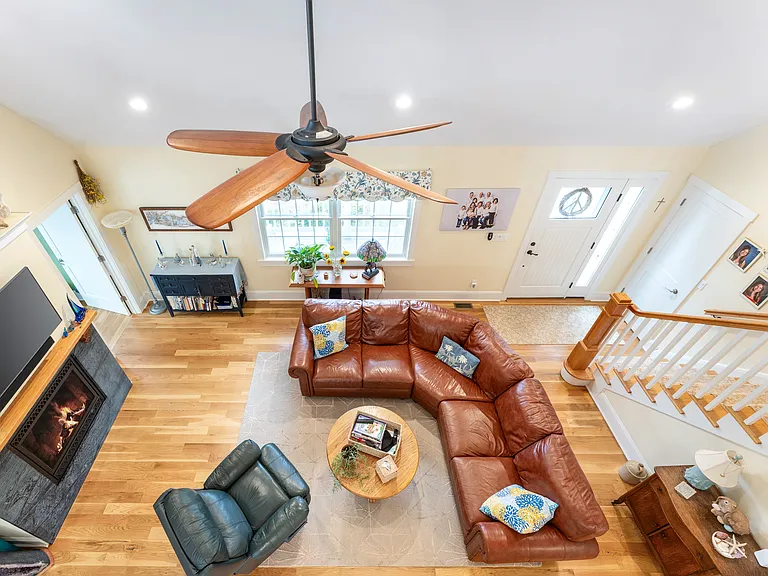 61 Atlantic Ave — Photo 4