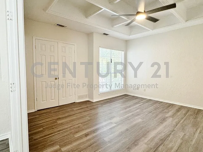 4050 Frankford Rd #102 — Photo 8